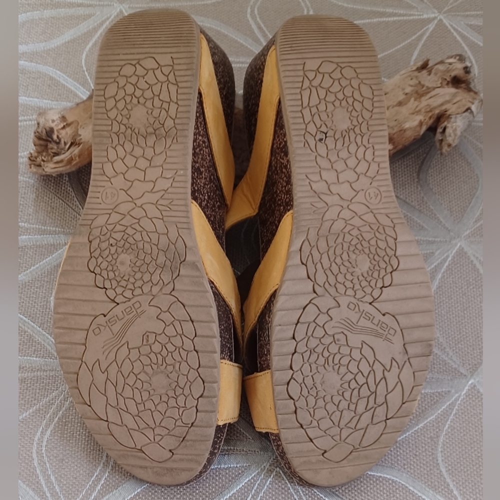 Dansko Wedges - Picture 3 of 10